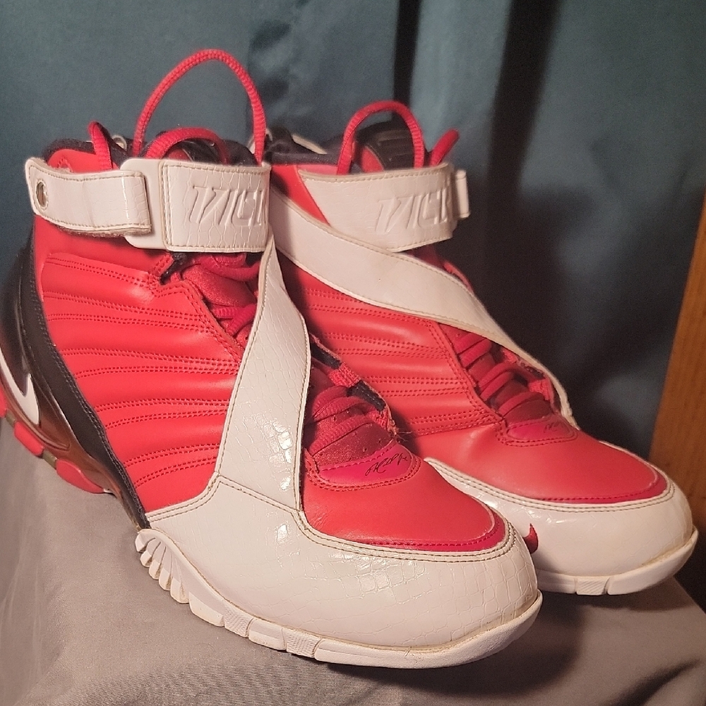 Nike Zoom Vick 3 'Varsity Red'